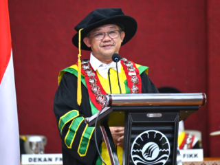 Dedikasi Berbuah manis, Mendikdasmen Abdul Mu'ti Dianugerahi Tokoh Pendidikan Nasional
